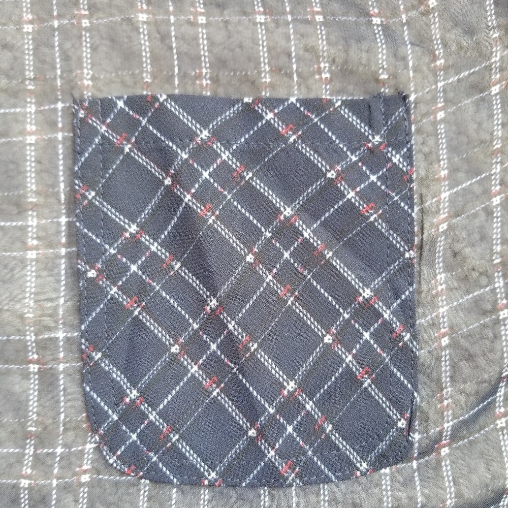 button down shirt - Picture 2 of 2